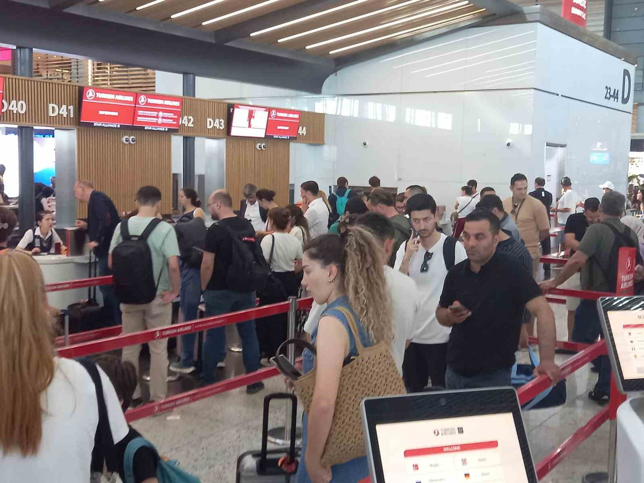 PASAPORT KUYRUĞU