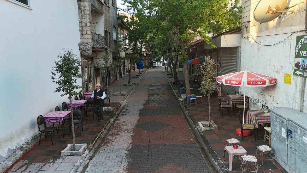 PATNOS’TA BUHARA ÇARŞISI YENİLENEN YÜZÜYLE VATANDAŞLARIN HİZMETİNDE