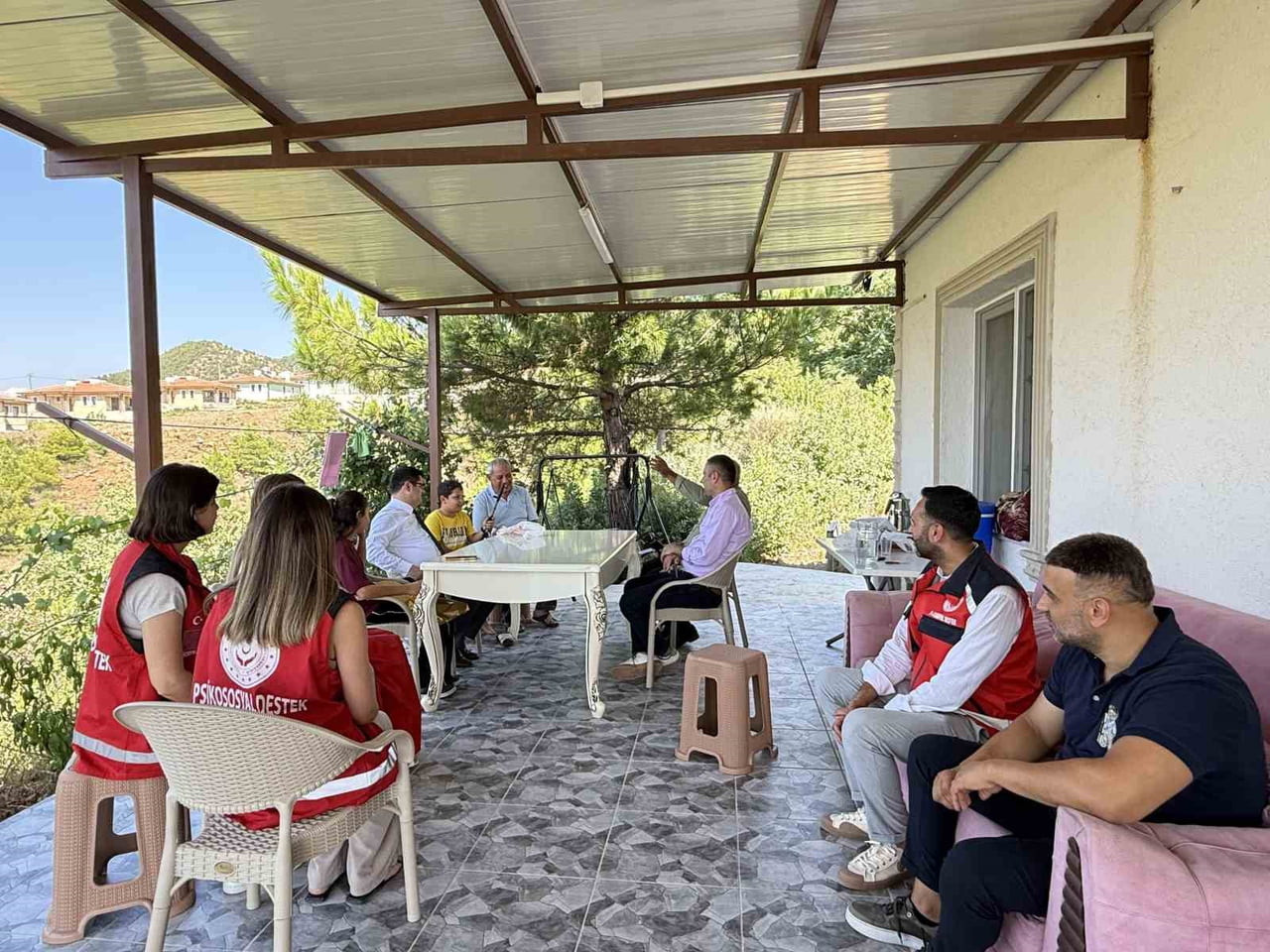 PAYAS KAYMAKAMI FATİH EROĞLU, “YÜREĞİMİZDEKİ IŞIK PROJESİ” KAPSAMINDA IŞIKLI MAHALLESİ’NDE TÖRE...