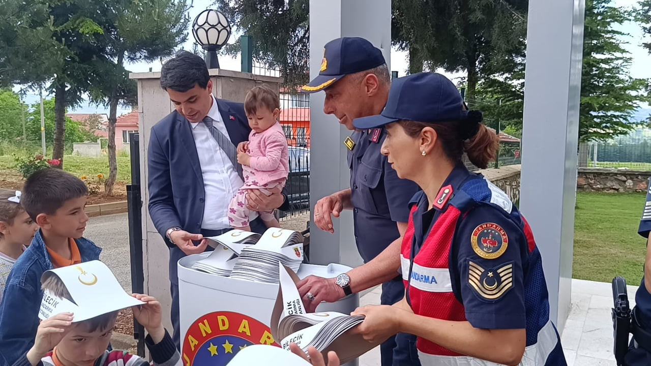 PAZARYERİ’NDE JANDARMADAN ÖĞRENCİLERE UNUTULMAZ GÜN