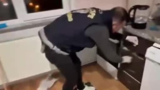 Pendik'te uyuşturucu operasyonu: 5 kilo uyuşturucu ele geçirildi