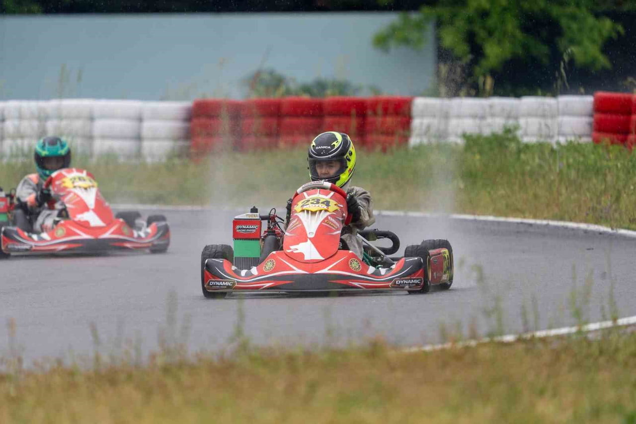 PETROL OFİSİ GRUBU’NUN ANA SPONSORLUĞUNU ÜSTLENDİĞİ DYNAMİC RACİNG TEAM, TÜRKİYE KARTİNG...