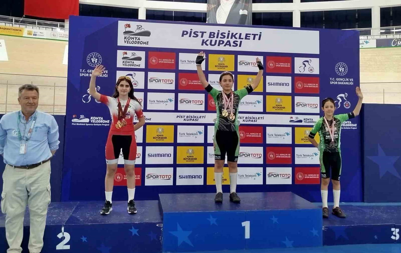 PİST BİSİKLETİ PUANLI LİGİNİN 1. AYAĞI, 11-12 NİSAN TARİHLERİNDE KONYA'DA GERÇEKLEŞTİRİLDİ....