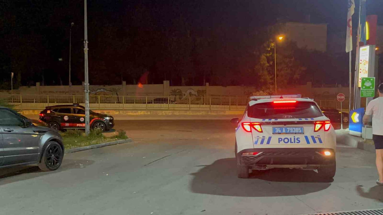 POLİS ARABASI FOTO