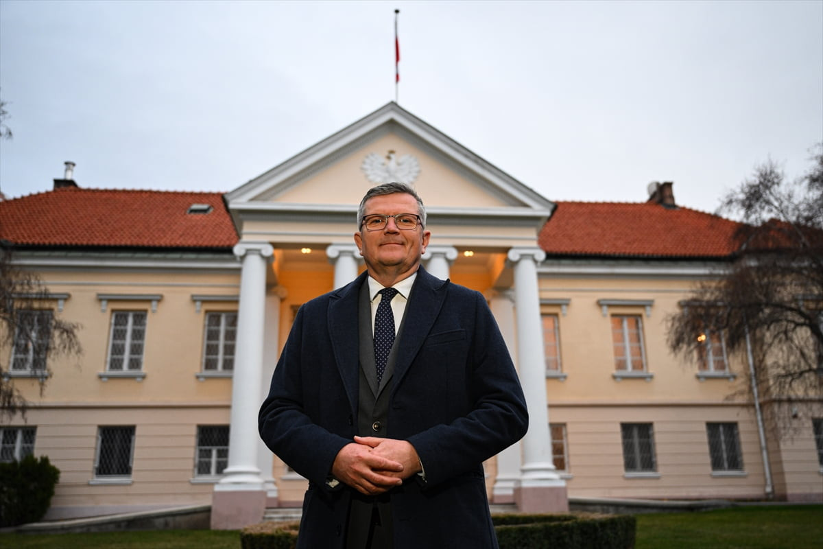   Polonya Dışişleri Bakan Yardımcısı Marcin Bosacki,  resmi temaslar için geldiği Türkiye'de...