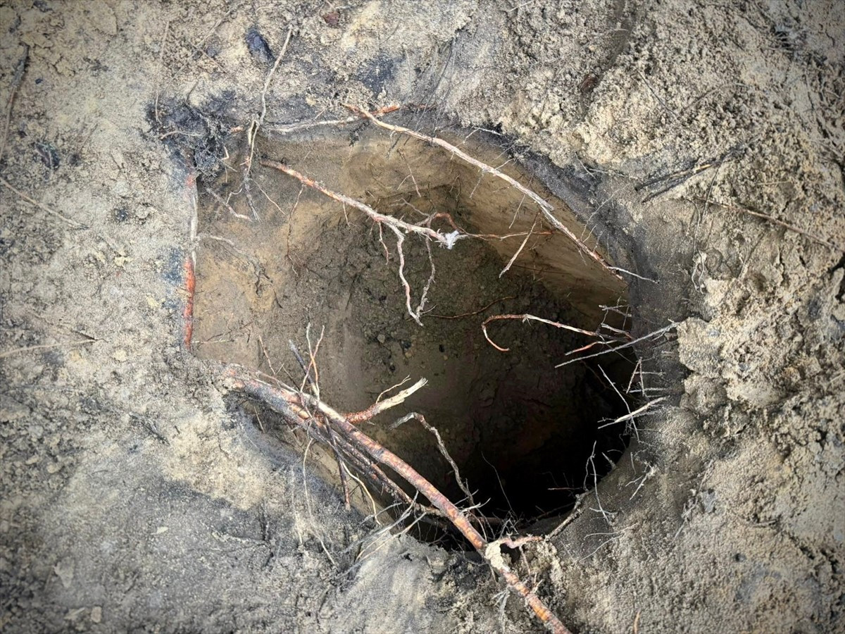 Polonya ile Belarus arasındaki sınırın altına kazılmış tüneli kullanan 180'den fazla yasa dışı...