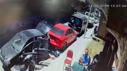 Postacı kılığıyla gelerek cinayeti işledi: Cinayetin arka planında intikam iddiası