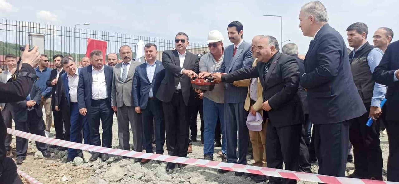 PROTOKOL TEMEL ATMA TÖRENİNDE BİR ARAYA GELDİ