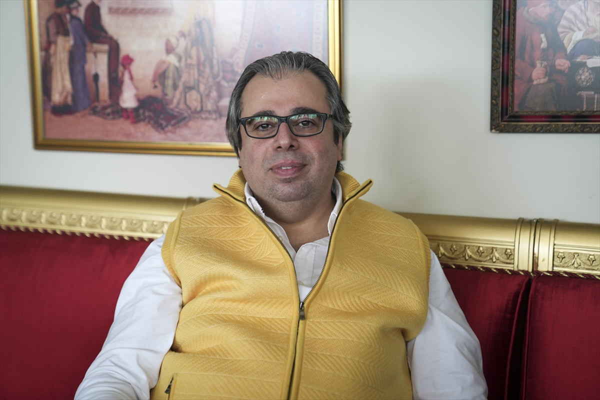 Psikiyatr Enver Demirel Yılmaz'ın öncülüğünde, psikologlar ve yazılımcılardan oluşan Türk ekip...