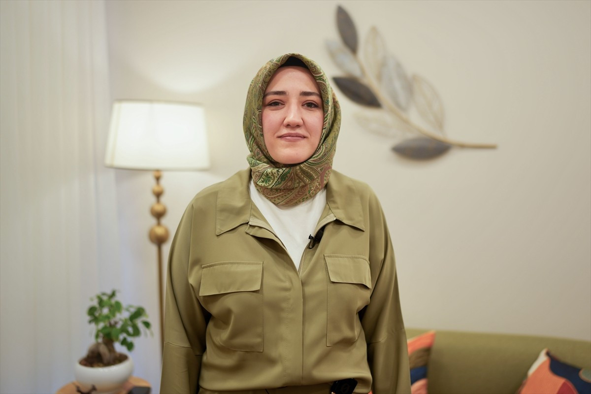 Psikolog Ayşe Büşra Kaymakçalan, AA muhabirine açıklamalarda bulundu.