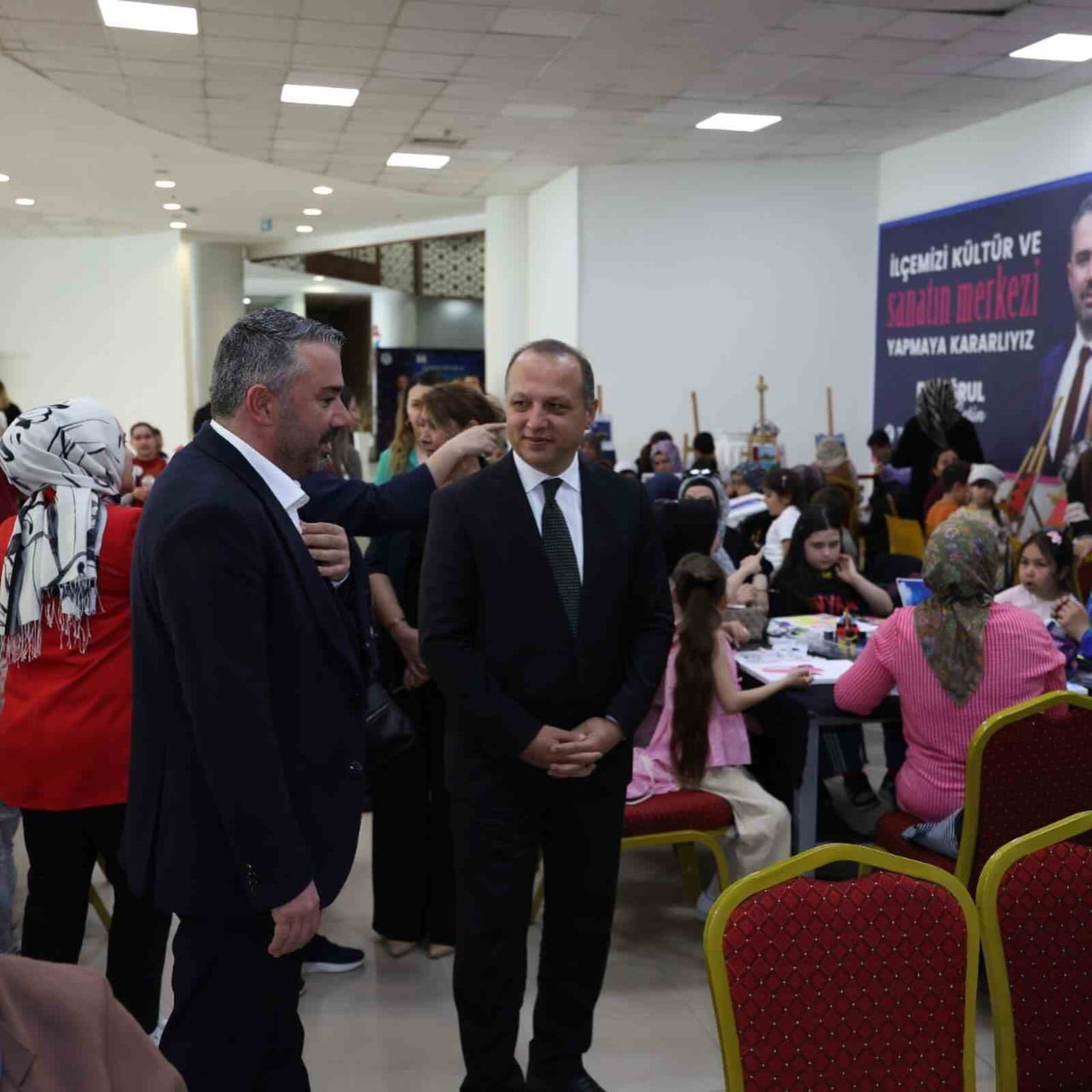 PURSAKLAR BELEDİYE BAŞKANI ERTUĞRUL ÇETİN, BELEDİYE TARAFINDAN PURSAKLAR YAŞAM MERKEZİ’NDE...