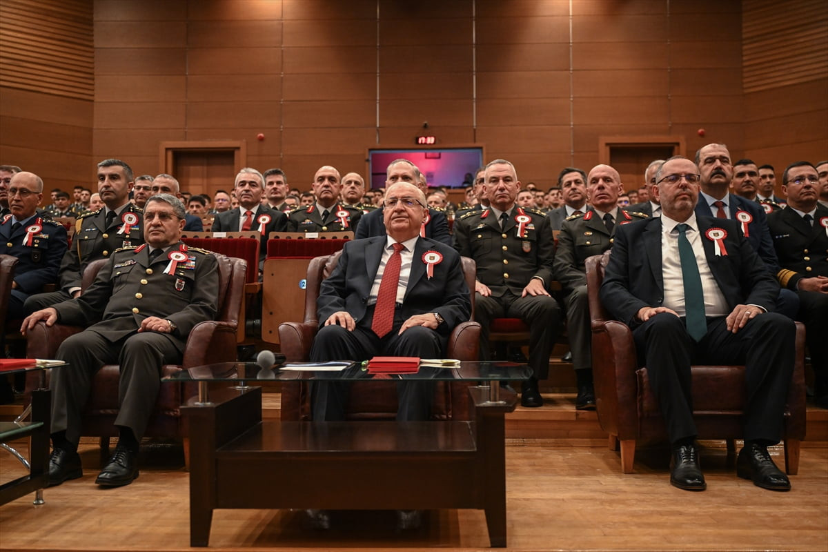 "En büyük Harbiyeli" olarak nitelendirilen Cumhuriyet'in Kurucusu Büyük Önder Gazi Mustafa Kemal...