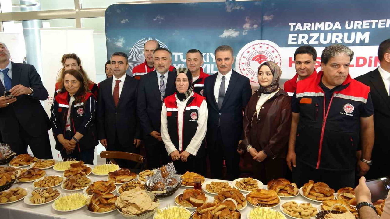 "TAM BUĞDAY EKMEĞİ YAYGINLAŞTIRMA KAMPANYASI" TANITIM TOPLANTISI, ERZURUM ŞEHİR HASTANESİ...