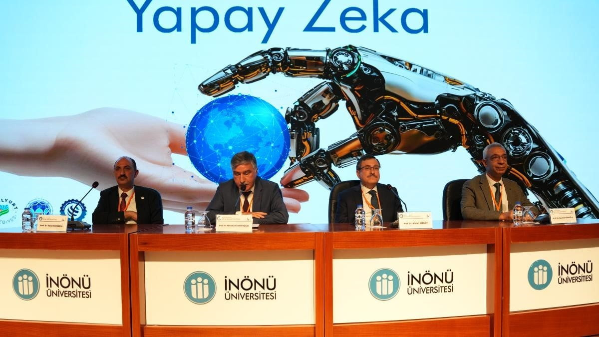 "YAPAY ZEKÂ" TEMALI 1. ULUSLARARASI SOSYAL BİLİMLER KONGRESİ BAŞLADI