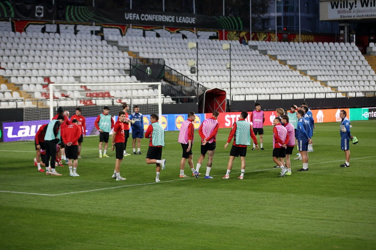 Rayo Vallecano, UEFA Konferans Ligi son 16 turu rövanşında müsabakasında yarın Samsunspor ile...
