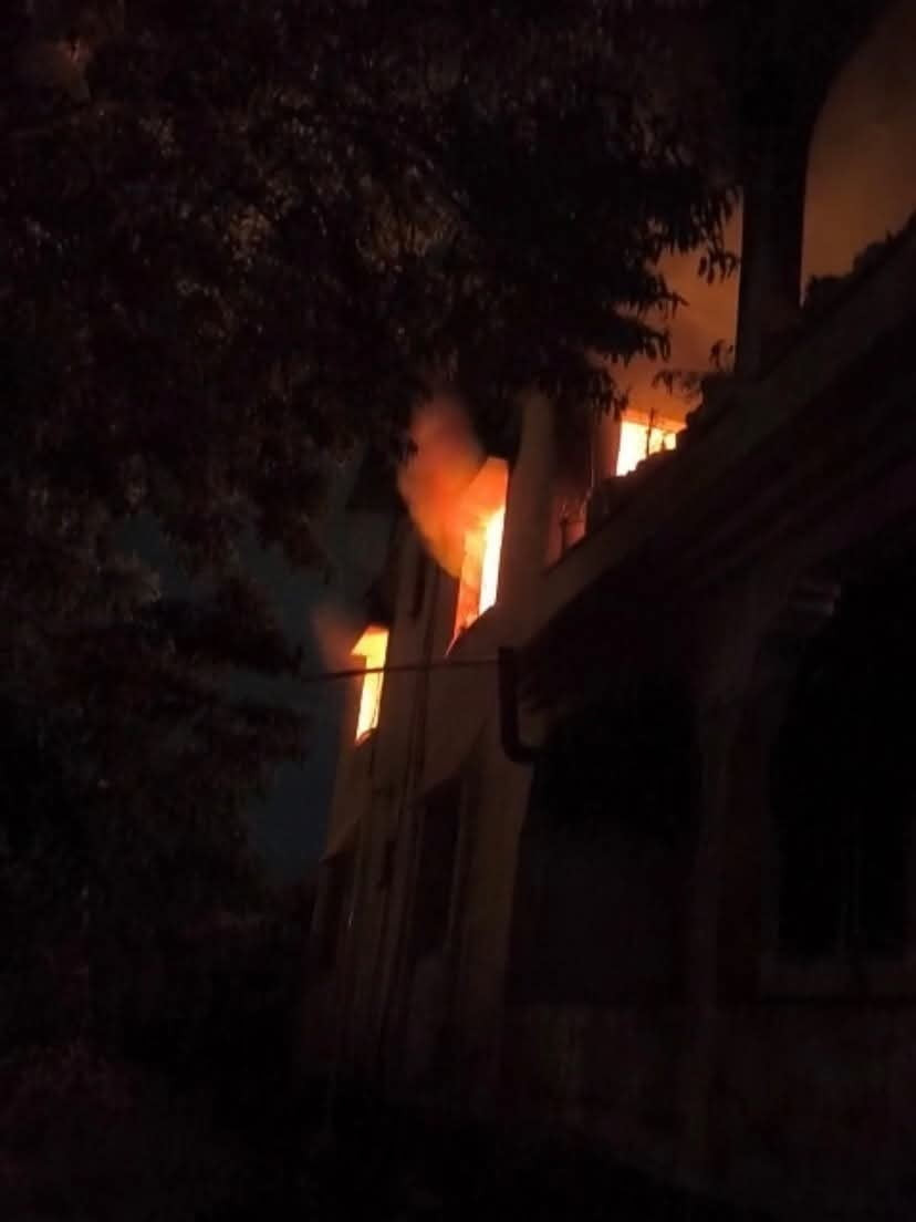 REYHANLI'DA EV YANGINI