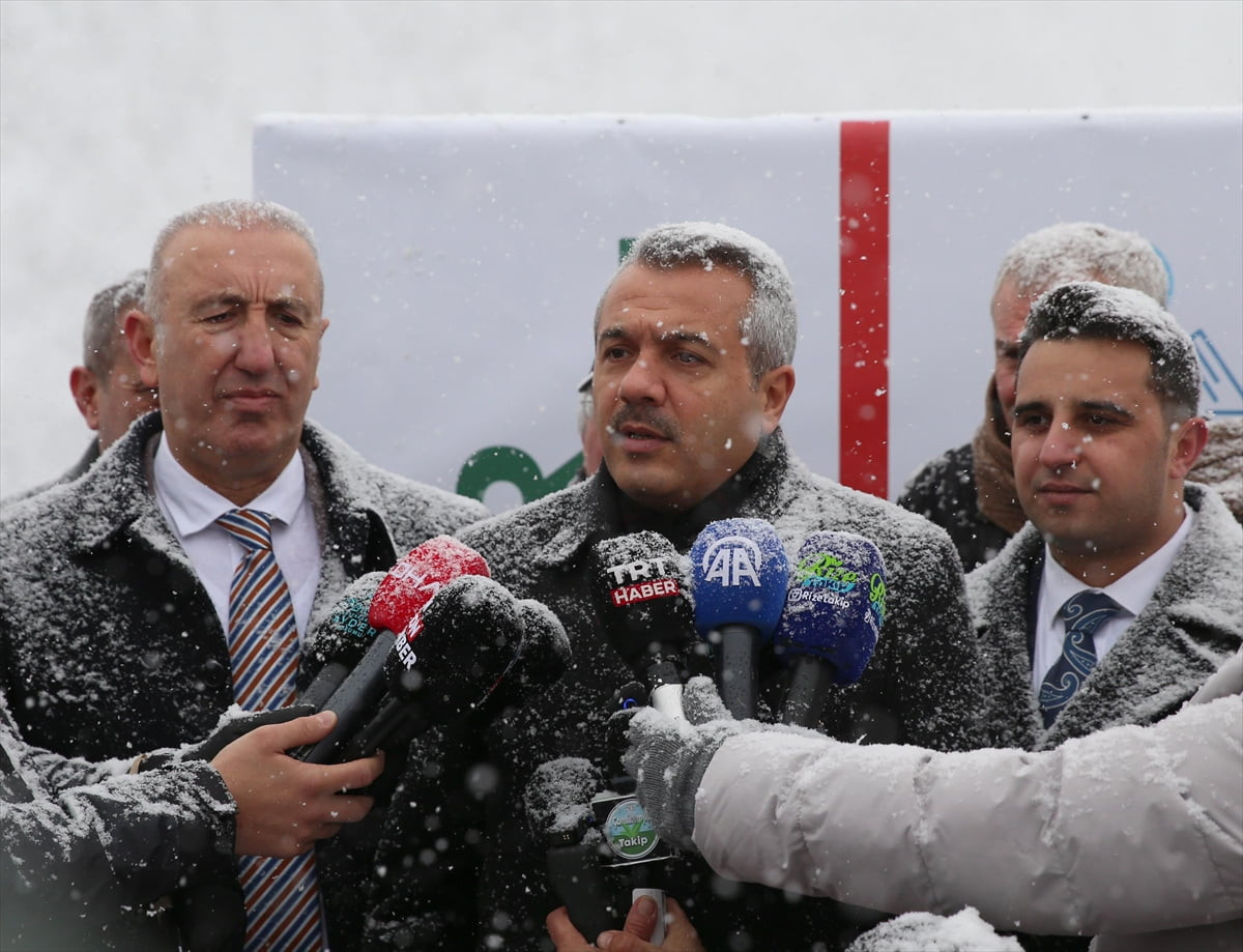 Rize'de 15 Ocak'ta gerçekleştirilecek, "Uluslararası Ayder Enerji Forumu"nun tanıtım toplantısı...