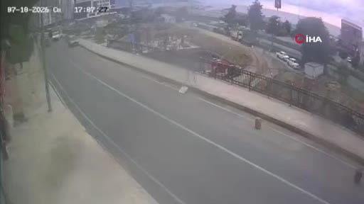 Rize’de yol çöktü, 2 bina tedbir amaçlı tahliye edildi