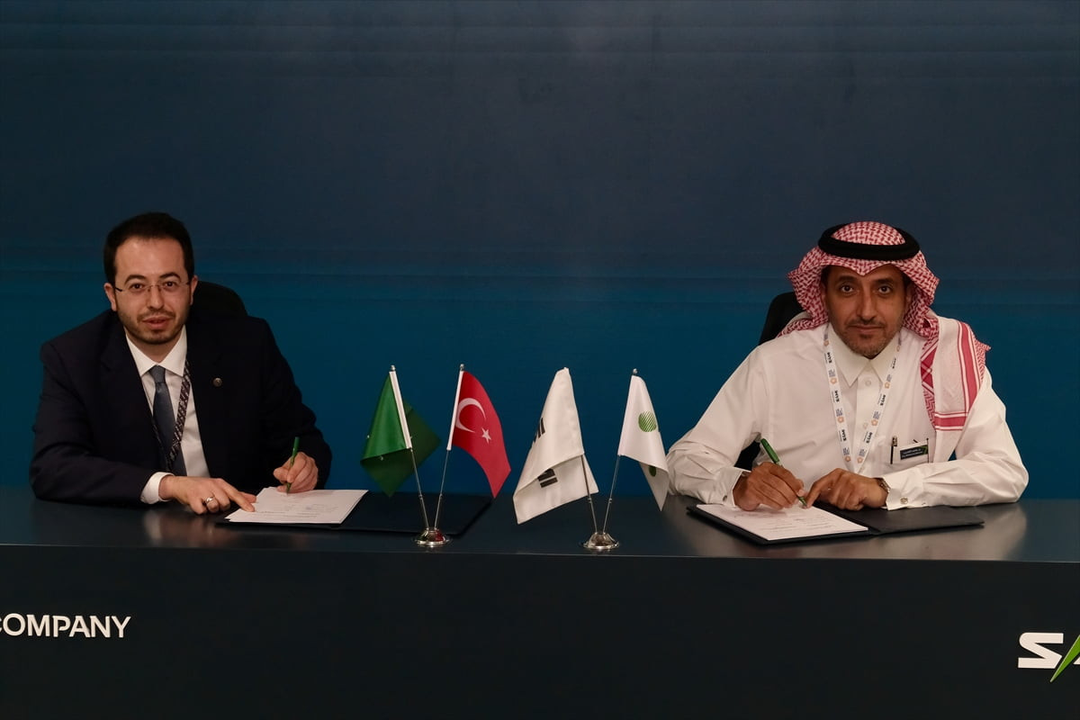 ROKETSAN, Suudi Arabistan'da seyir füzelerinin ortak üretimi ile anti-tank güdümlü füze silah...