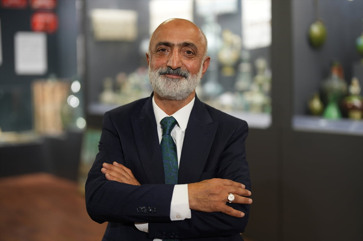 Roma, Bizans ve Osmanlı dönemlerine ait musluklardan 700 yıllık şifa taslarına kadar binlerce...