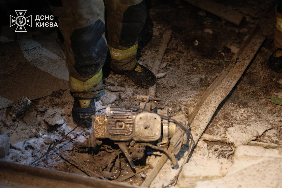 Rus ordusunun Ukrayna'nın başkenti Kiev'e yönelik hava saldırısı düzenlediği bildirildi. Ukrayna...