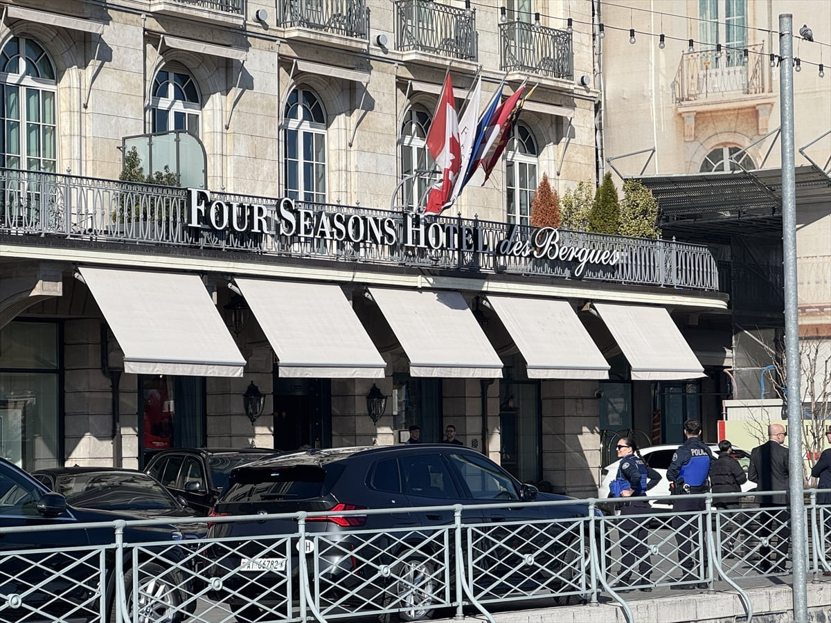 Rusya ile Ukrayna arasındaki savaşın sona erdirilmesine yönelik müzakere süreci için ABD ve...