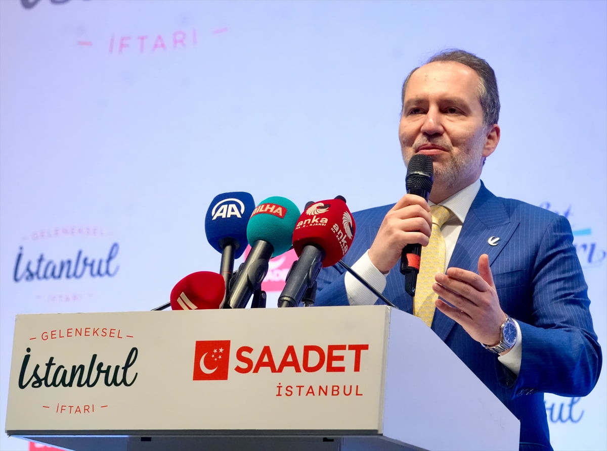 Saadet Partisi İstanbul İl Başkanlığı tarafından "Adalet Sofraları" temalı geleneksel iftar...