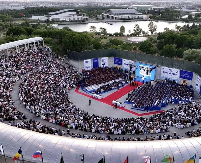 SABANCI ÜNİVERSİTESİ, 24. LİSANS VE 27. LİSANSÜSTÜ ÖĞRENCİLERİNİ TUZLA YERLEŞKESİNDE...