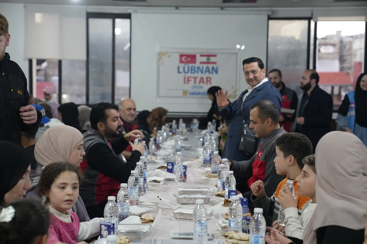 Sadakataşı Derneği, Lübnan'ın başkenti Beyrut'ta bulunan Filistinli mültecilerin bulunduğu kampta...