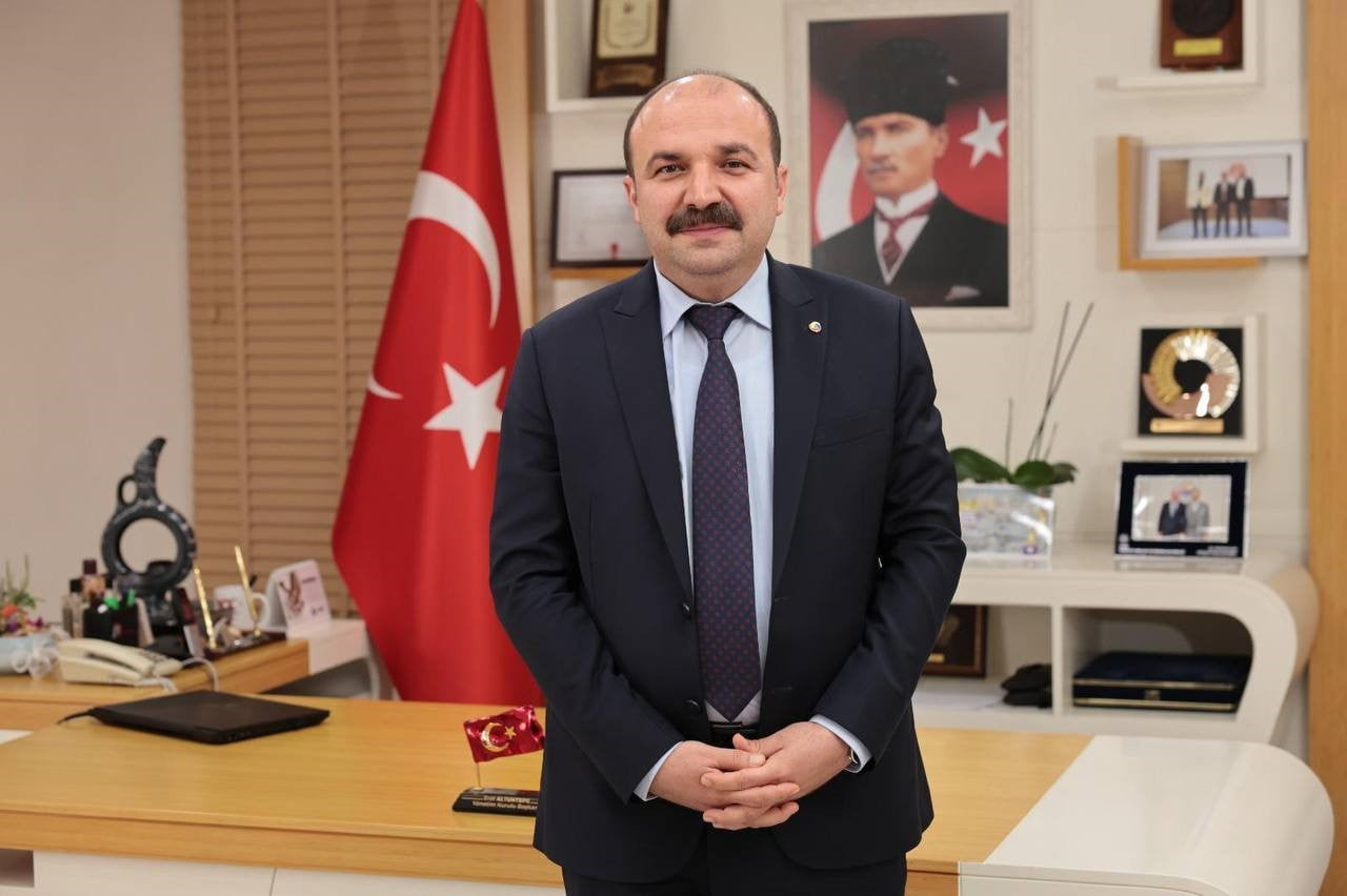 SAFRANBOLU TİCARET VE SANAYİ ODASI YÖNETİM KURULU BAŞKANI EROL ALTUNTEPE, DÜNYA OTİZM FARKINDALIK...