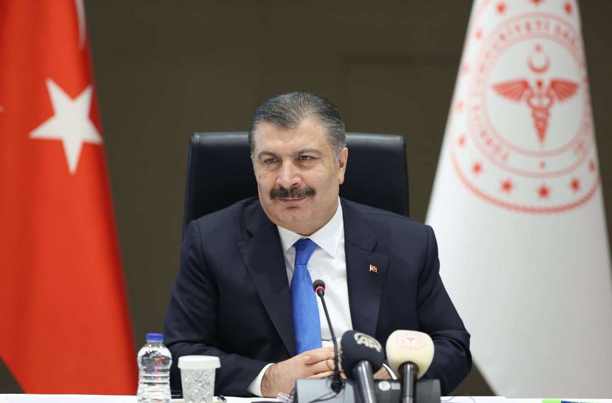 Sağlık Bakanı Fahrettin Koca'dan maske ve tedbir açıklaması