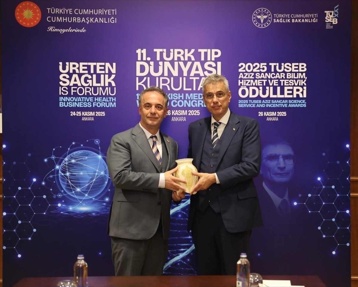 Sağlık Bakanı Kemal Memişoğlu, 11. Türk Tıp Dünyası Kurultayı kapsamında Kuzey Makedonya Sağlık...