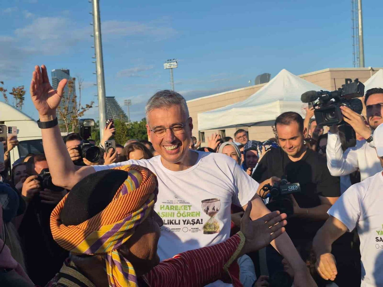 SAĞLIK BAKANI KEMAL MEMİŞOĞLU, "GEÇEN SENE 10 MİLYONUN ÜSTÜNDE İNSANA 513 TON KİLO KAYBETTİRDİK....