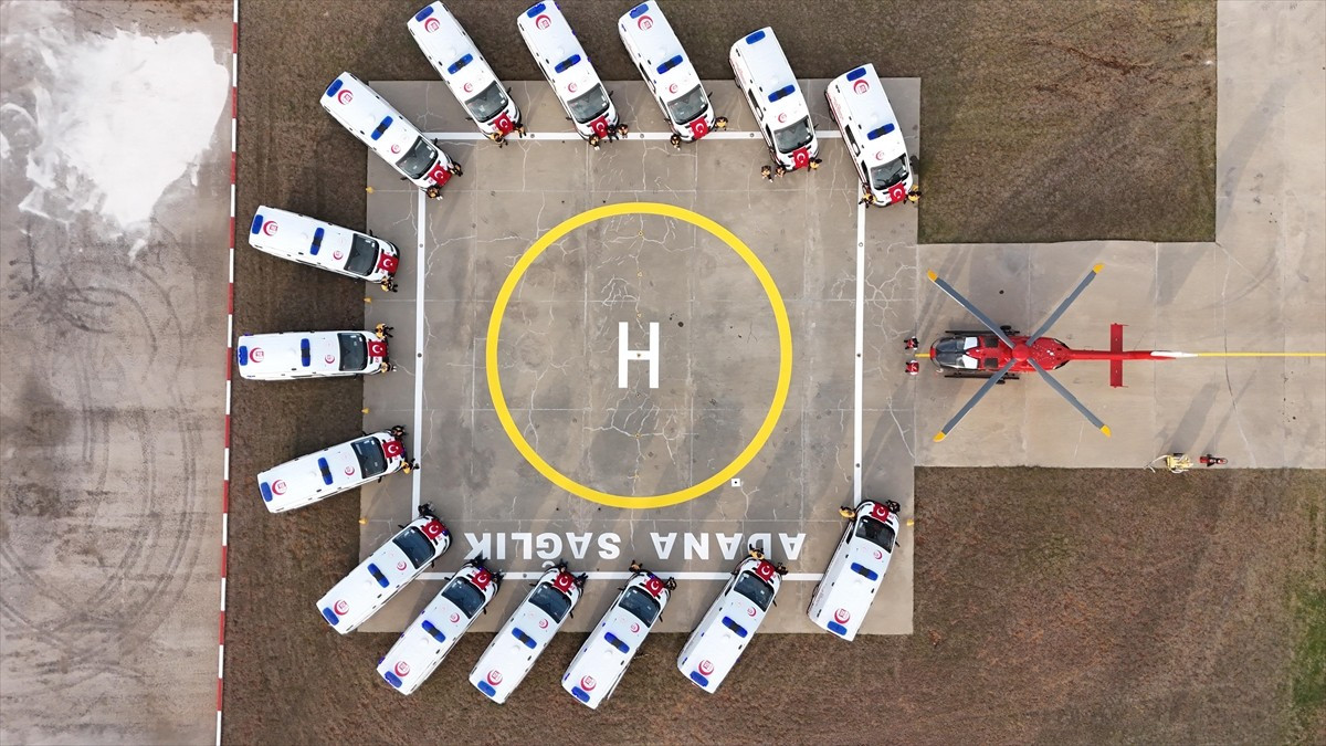 Sağlık Bakanlığınca Adana İl Sağlık Müdürlüğüne tahsis edilen 15 ambulans, düzenlenen törenle...