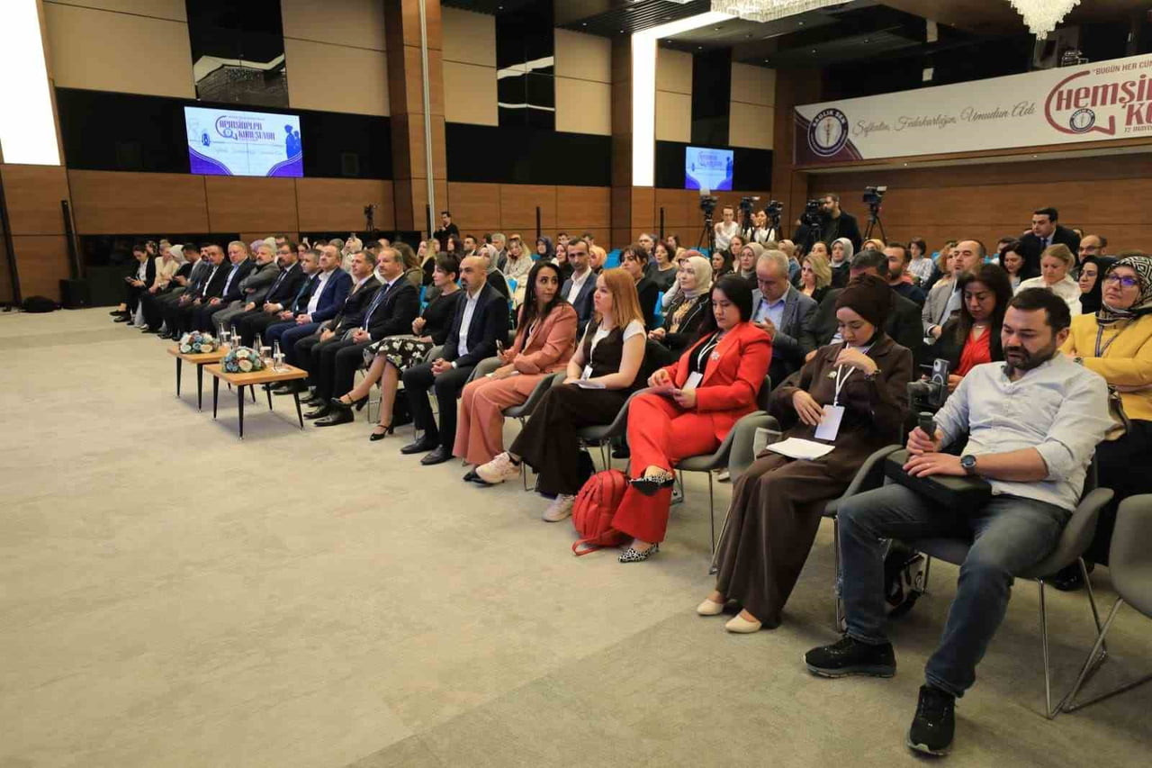 SAĞLIK-SEN GENEL BAŞKANI MAHMUT FARUK DOĞAN, 'HEMŞİRELER HAFTASI' DOLASIYLA, "DÜNYANIN BİRÇOK...