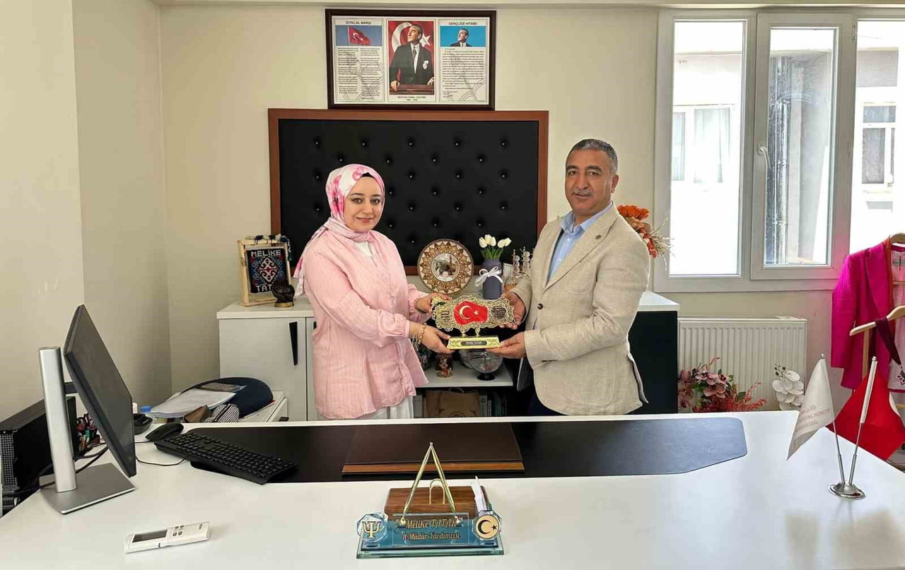 SAĞLIK-SEN ŞIRNAK ŞUBE BAŞKANI SABĞATULLAH ANMAL, AİLE VE SOSYAL HİZMETLER İL MÜDÜRLÜĞÜNDE GÖREVE...