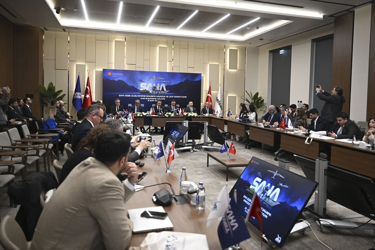 SAHA İstanbul Yönetim Kurulu Üyeleri, ASELSAN Gölbaşı Yerleşkesi'nde SAHA İstanbul öncülüğünde 5-9...