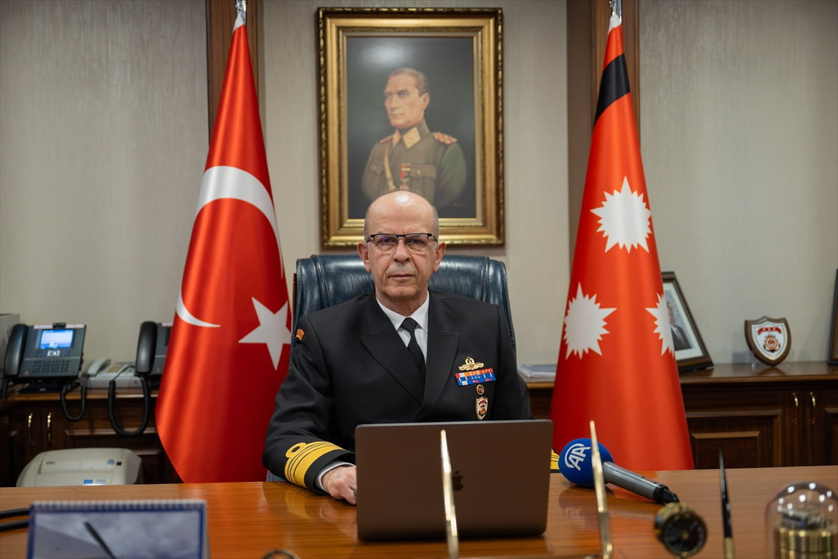 Sahil Güvenlik Komutanı Koramiral Ahmet Kendir, Anadolu Ajansının (AA) gözünden 2025'e damga vuran...