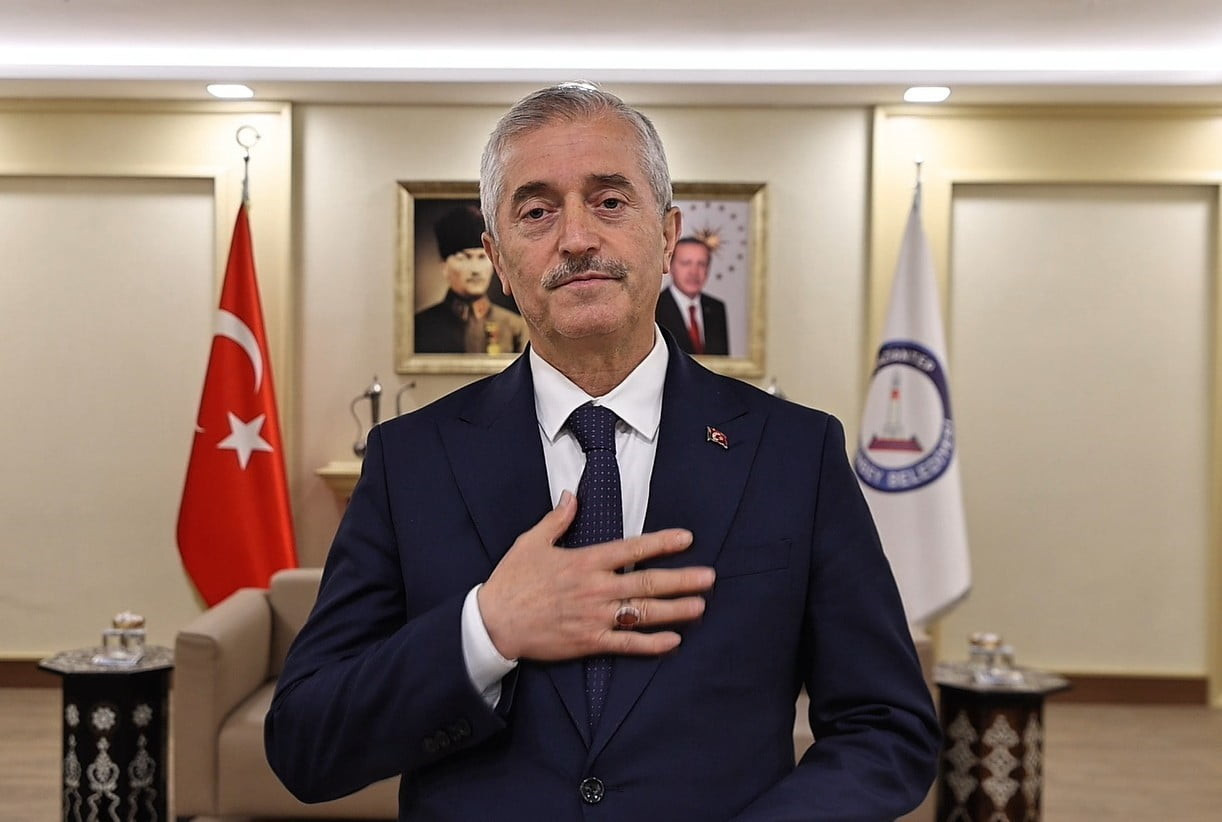 ŞAHİNBEY BELEDİYE BAŞKANI MEHMET TAHMAZOĞLU YAKLAŞAN KURBAN BAYRAMI ÖNCESİNDE 28 BİN 60 AİLEYE 20...