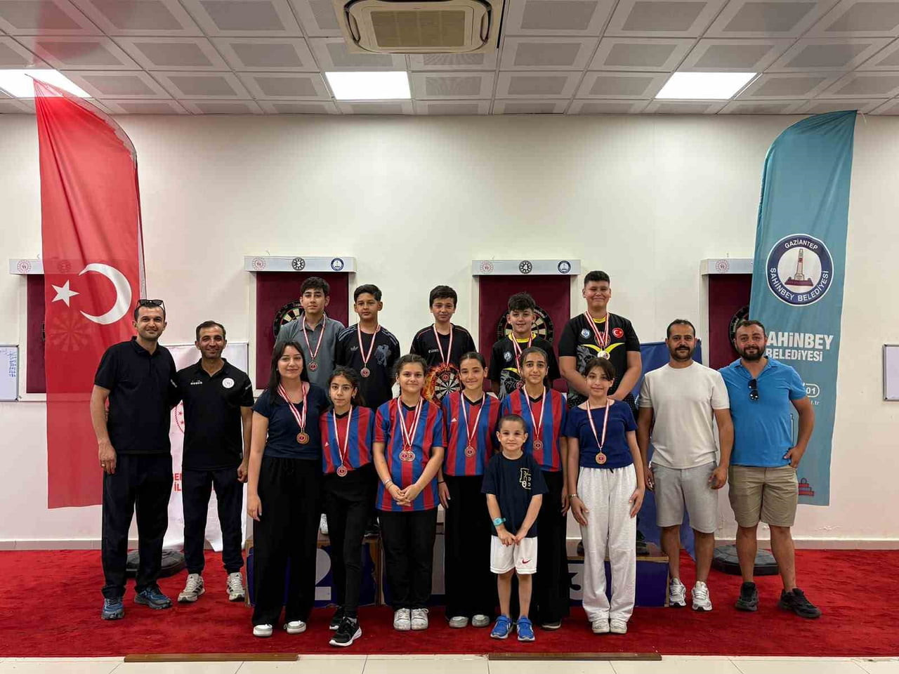 ŞAHİNBEY BELEDİYESİ 15 TEMMUZ RUHUNU YAŞATMAK ADINA SPOR ETKİNLİKLERİ DÜZENLEDİ.