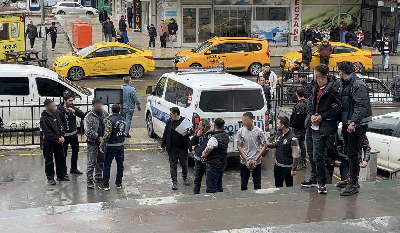 ŞAHISLAR, ÇIKARILDIĞI MAHKEME TARAFINDAN TUTUKLANARAK CEZAEVİNE GÖNDERİLDİ.