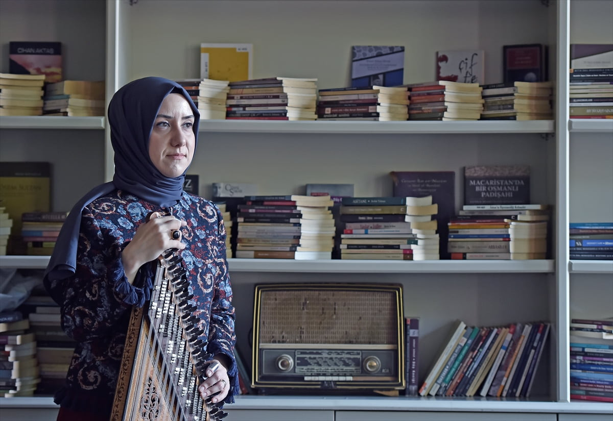 Sakarya Üniversitesi (SAÜ) Devlet Konservatuvarı Öğretim Üyesi Doç. Dr. Safiye Şeyda Erdaş'ın...