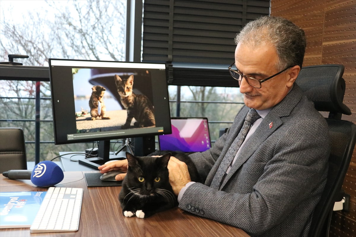 Sakarya Üniversitesi (SAÜ) Rektörü Prof. Dr. Hamza Al, Anadolu Ajansının (AA) gözünden 2025'e...