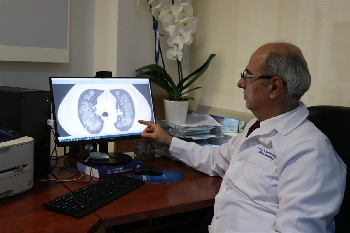 Sakarya Üniversitesi Tıp Fakültesi Göğüs Hastalıkları Ana Bilim Dalı Başkanı Prof. Dr. Yusuf...