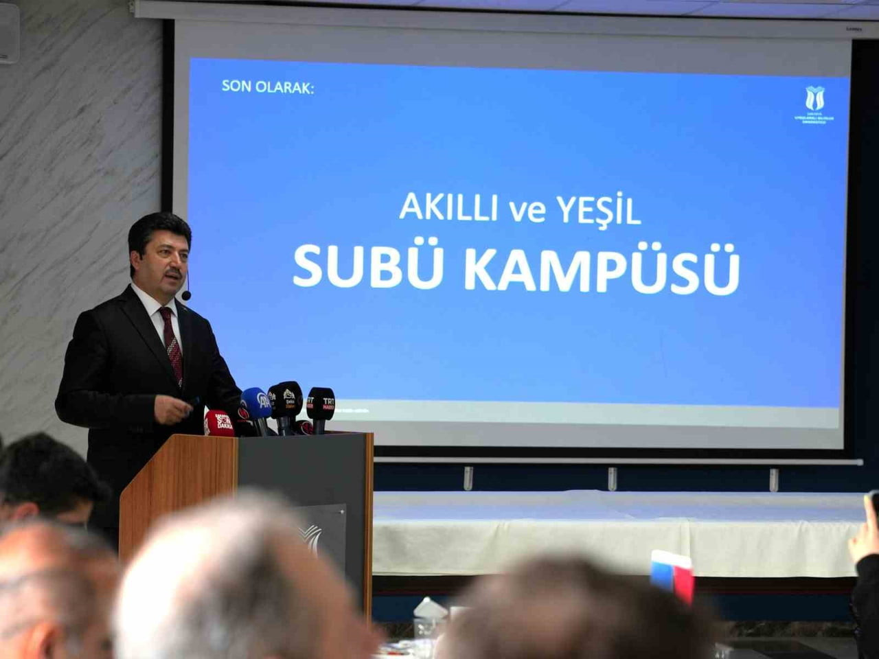 SAKARYA UYGULAMALI BİLİMLER ÜNİVERSİTESİ REKTÖRÜ PROF. DR. MEHMET SARIBIYIK KONUŞMA YAPTI
