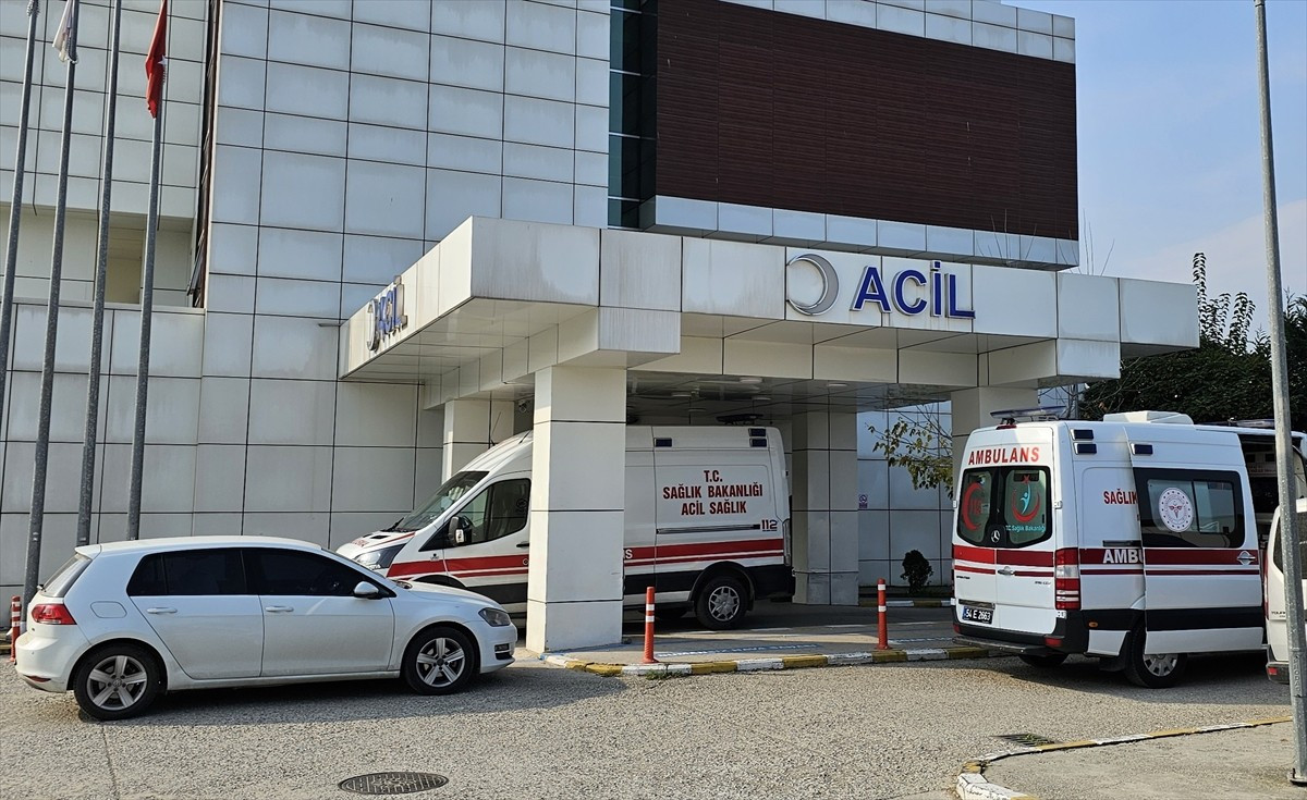 Sakarya'nın Sapanca ilçesinde villada fenalaşan yabancı uyruklu iki arkadaş, kaldırıldıkları...