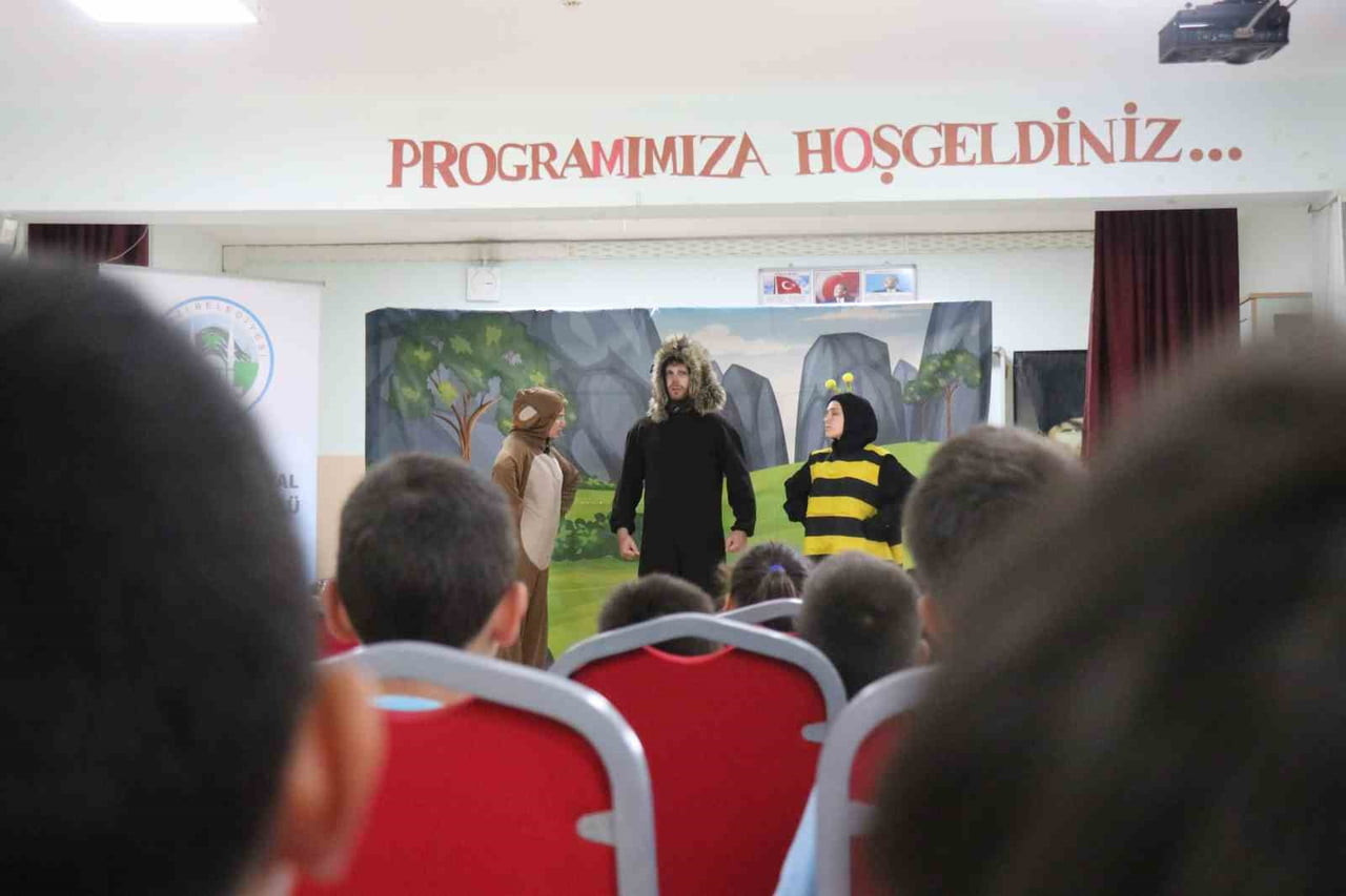 SAKARYA’NIN AKYAZI İLÇESİNDE, SON DÖNEMDE DİJİTAL VE SOSYAL MECRALARDA SIKÇA GÜNDEME GELEN AKRAN...