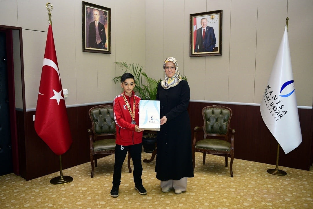ŞAMPİYONANIN ARDINDAN MCBÜ SPOR KULÜBÜ BAŞKANI PROF. DR. MURAT TAŞ, KARATE BRANŞI BAŞANTRENÖRÜ...
