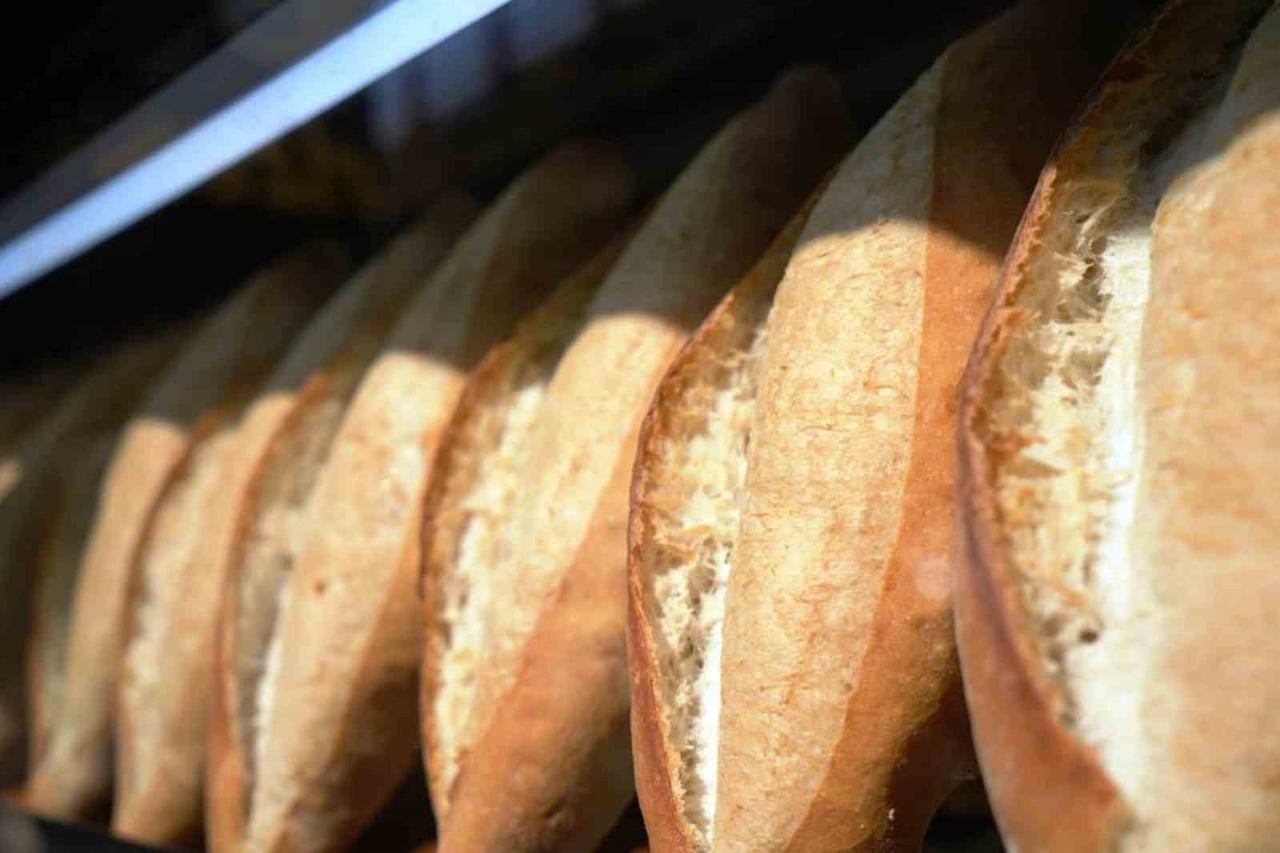 SAMSUN FIRINCILAR ODASI BAŞKANI ALİ YİĞİT, ŞU ANDA EKMEK FİYAT TARİFESİNDE BİR DEĞİŞİKLİĞE...