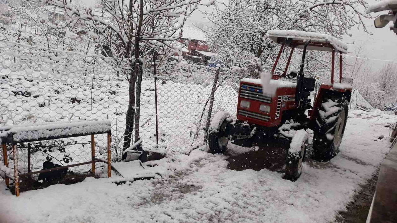 SAMSUN (İHA)-  SAMSUN’UN KAVAK İLÇESİNDE GÜN BOYUNCA ETKİLİ OLAN YAĞMUR, AKŞAM SAATLERİNE DOĞRU...